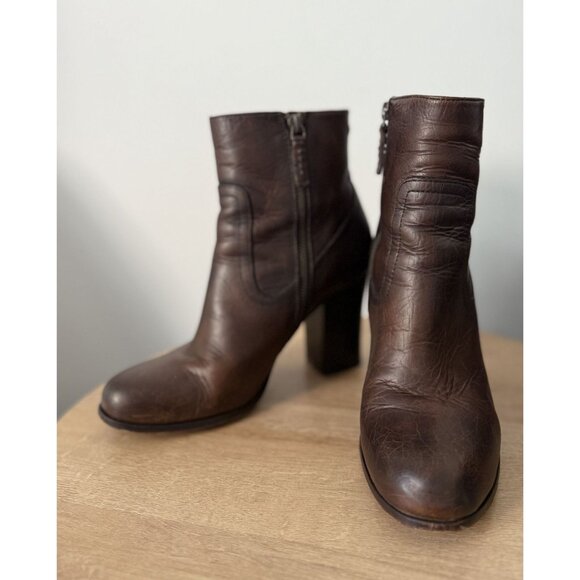 Women's Frye Patty Anthropologie Ankle Zip Booties in Cognac Brown Size 9 - Picture 1 of 9